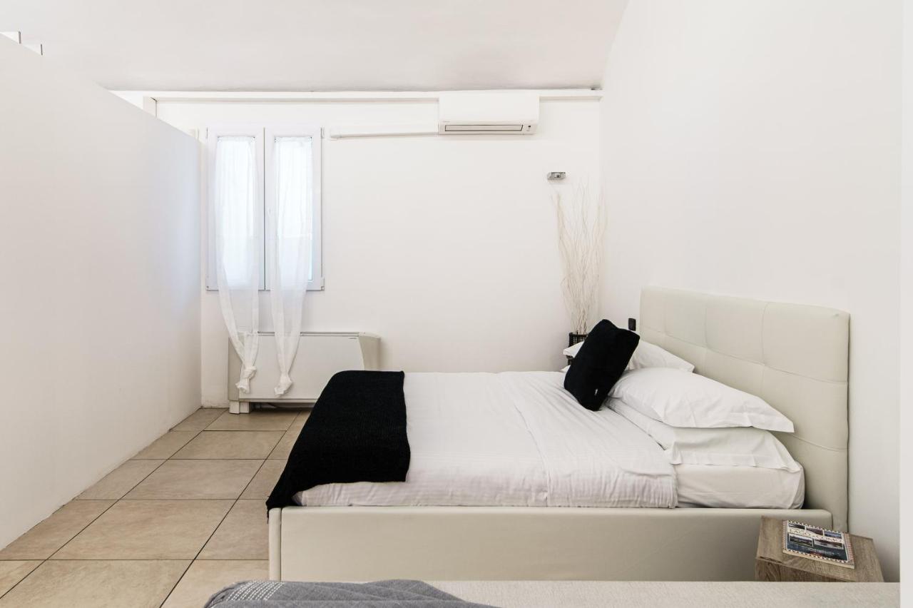 コモLoft Near Duomoアパートメント エクステリア 写真
